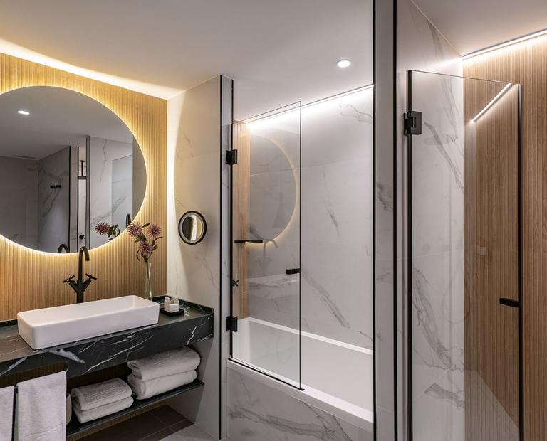 JUNIOR SUITE Vincci Lys 4* Valencia JUNIOR SUITE Vincci Lys 4* Valencia